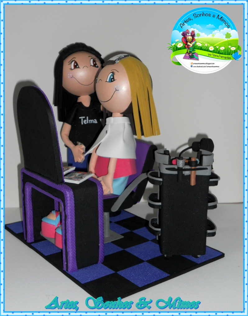 Cabeleireira e cliente