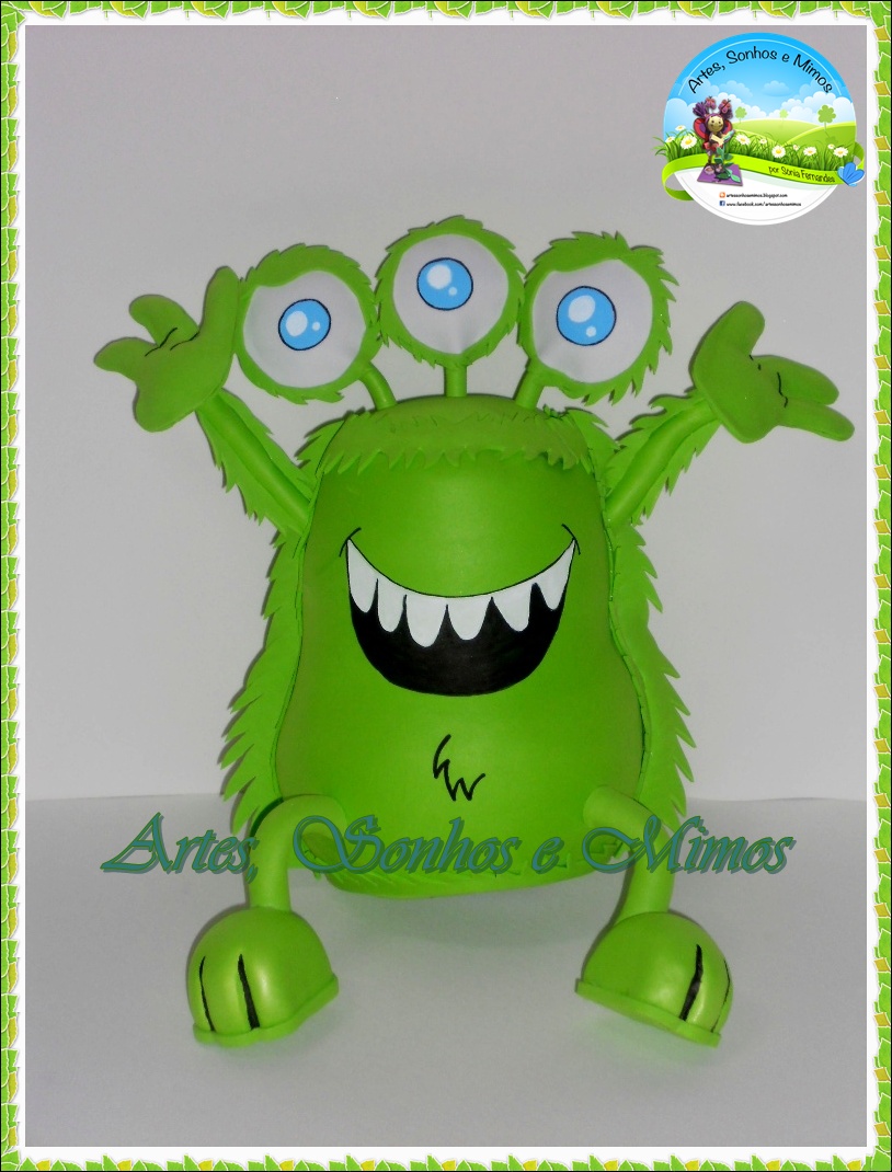 Boneco Mascote Infantário Zoing